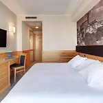 Hotel Occidental Aran Park 4*