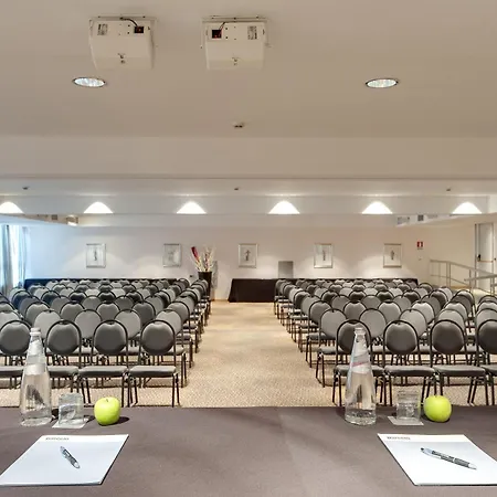 Occidental Aran Park Отель Рим