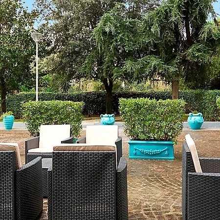 Occidental Aran Park Hotel