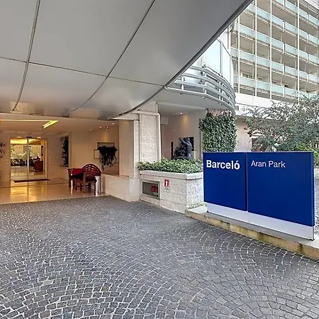 Hotel Occidental Aran Park