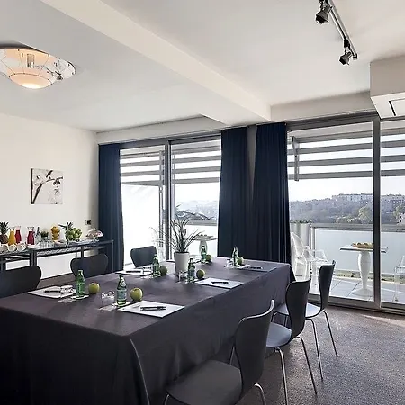 Occidental Aran Park Hotel 4*