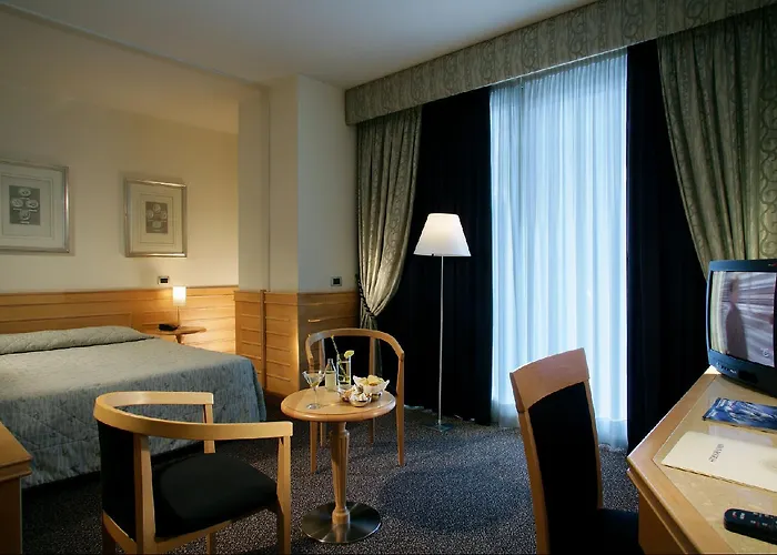 Hotel Occidental Aran Park
