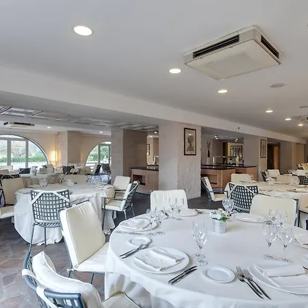 Hotel Occidental Aran Park 4*