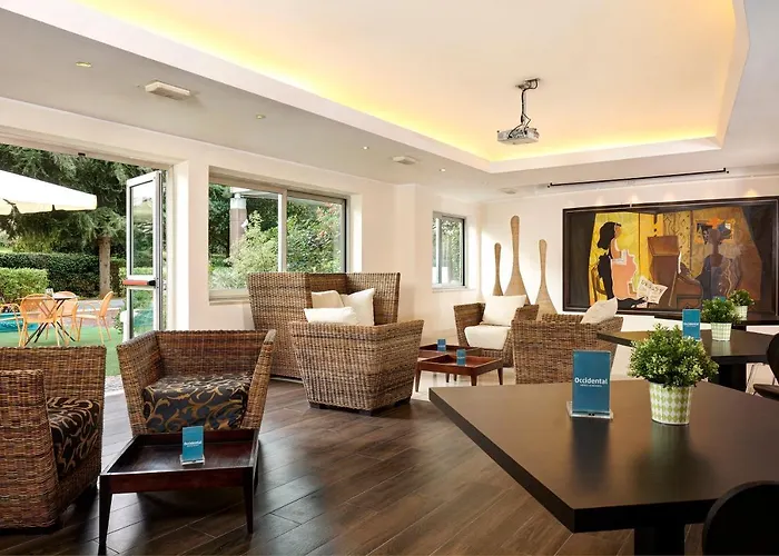 Hotel Occidental Aran Park 4*