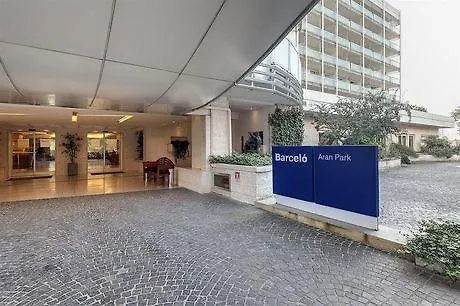 Occidental Aran Park 4*