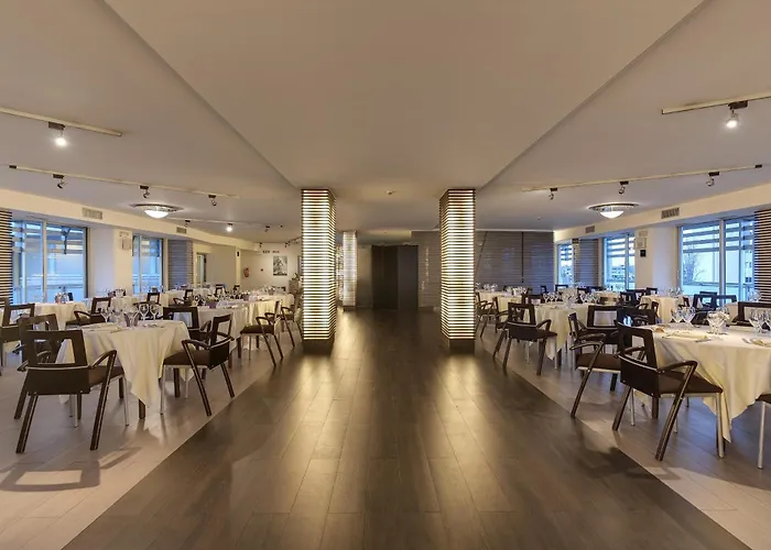 Occidental Aran Park 4*