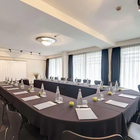 Occidental Aran Park