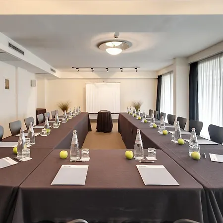 Hotel Occidental Aran Park 4*