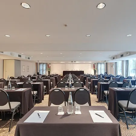 Occidental Aran Park Hotel