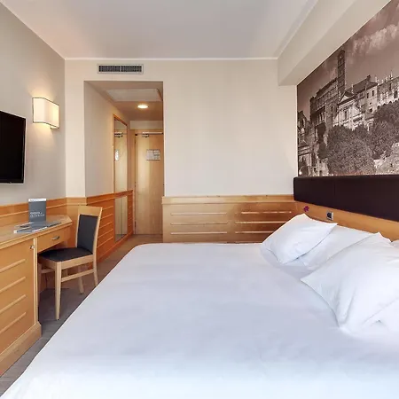 Occidental Aran Park 4* Řím